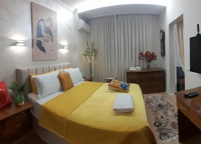 Bani's Cozy Lovely Lägenhet