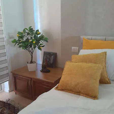 Bani's Cozy Lovely Апартаменты